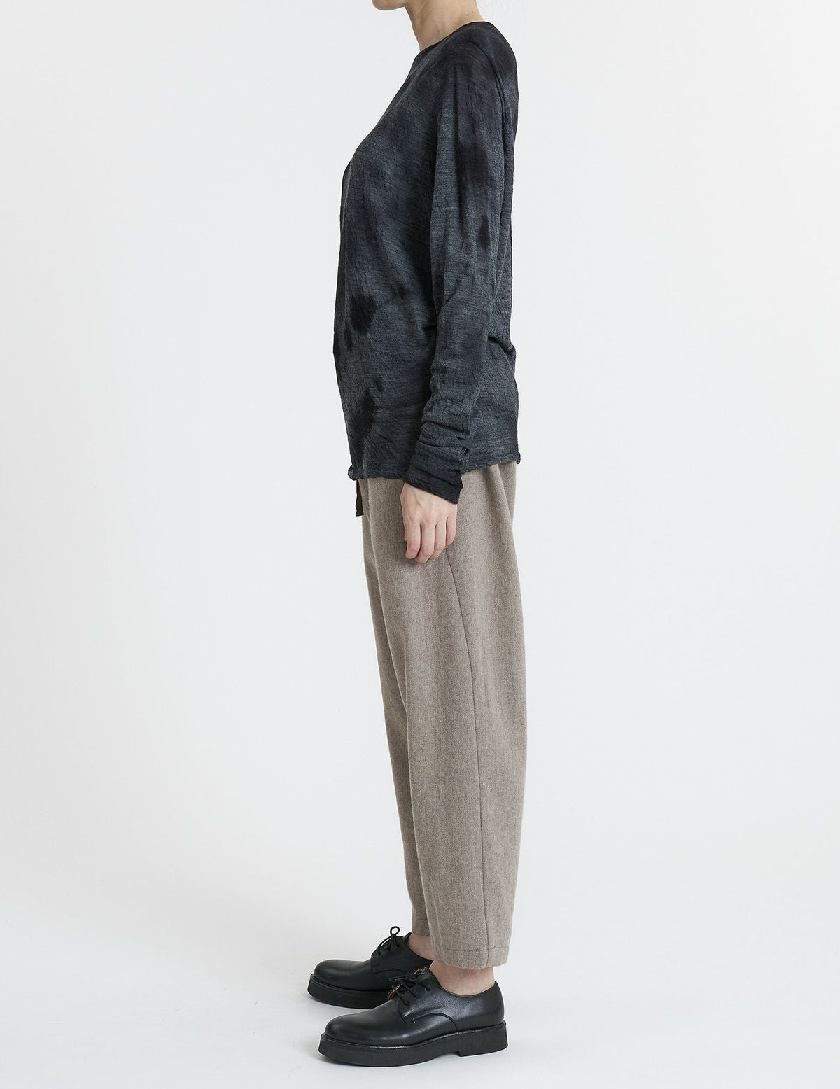 ECO WOOLフラノ テーパードパンツ