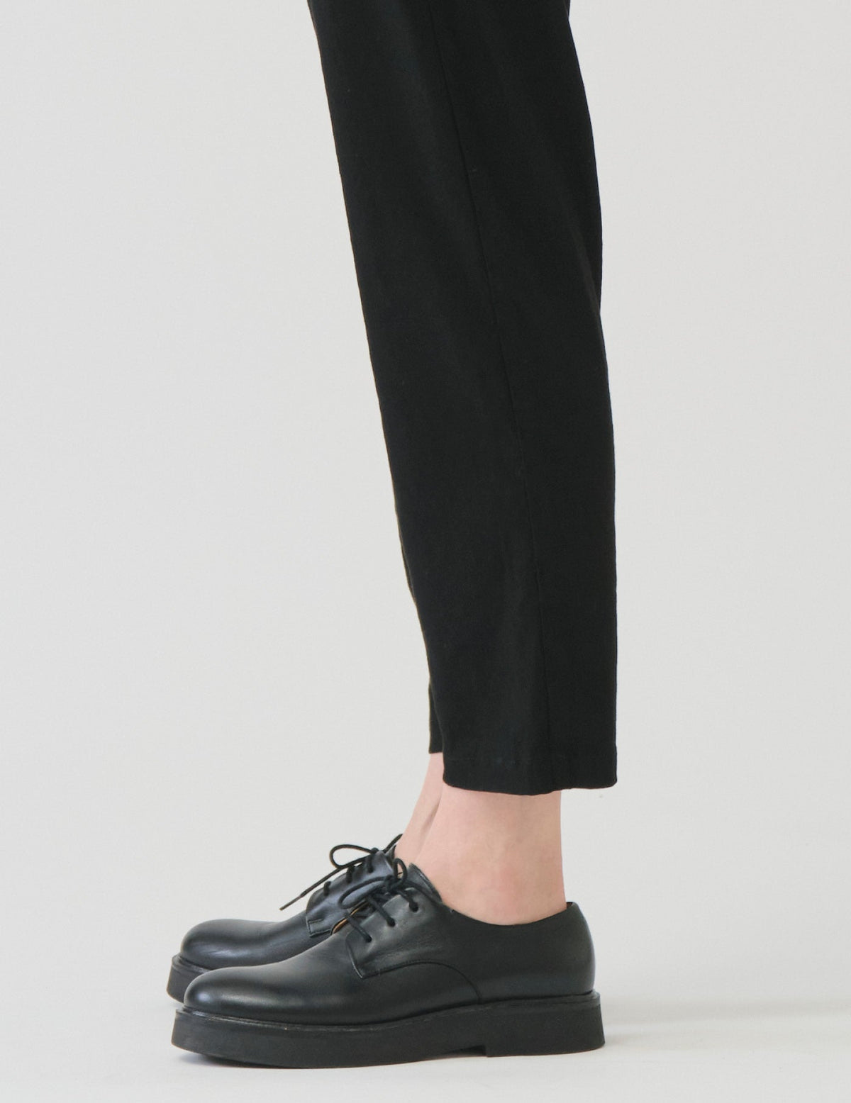 リネンレーヨンストレッチ クロップドパンツ