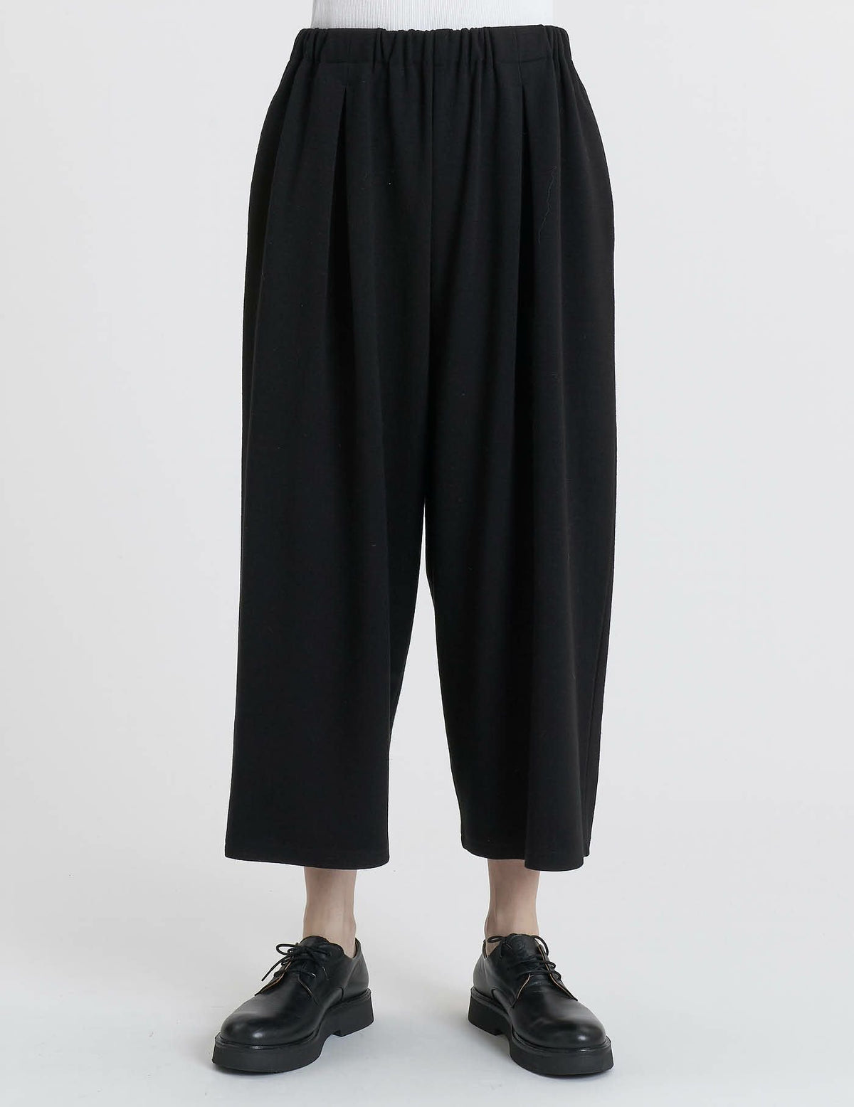 ストレッチポンチ パンツ