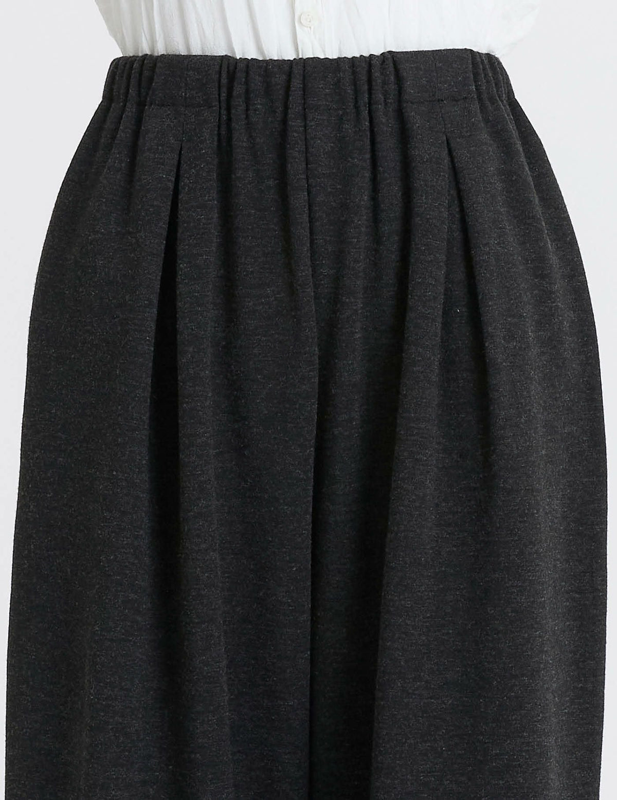 ストレッチポンチ パンツ