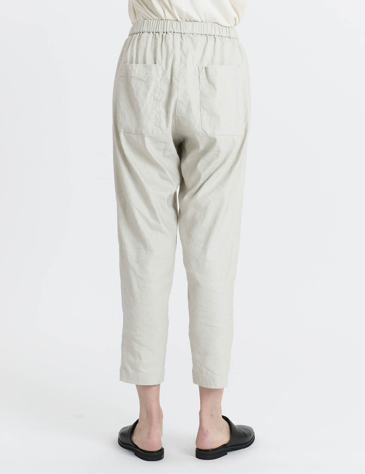 リネンレーヨンストレッチ テーパードパンツ