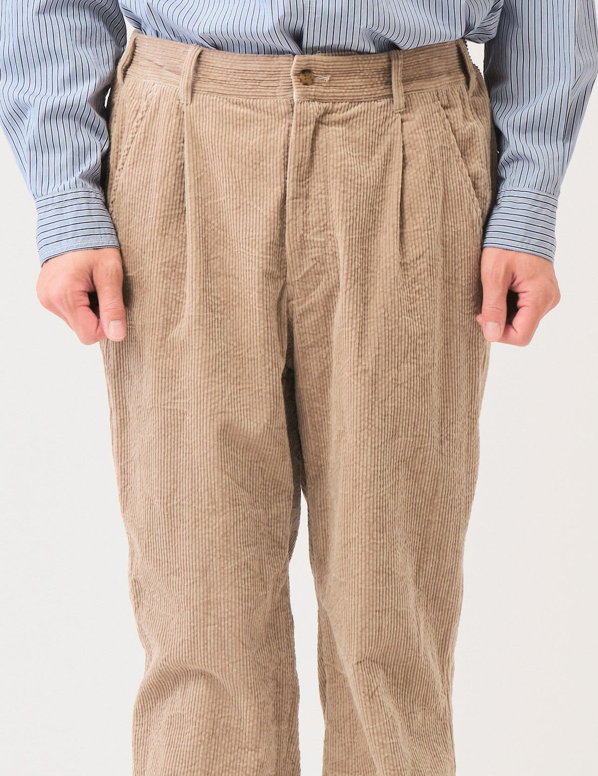 8wコーディロイキャッチワッシャーワンタックペグトップパンツ